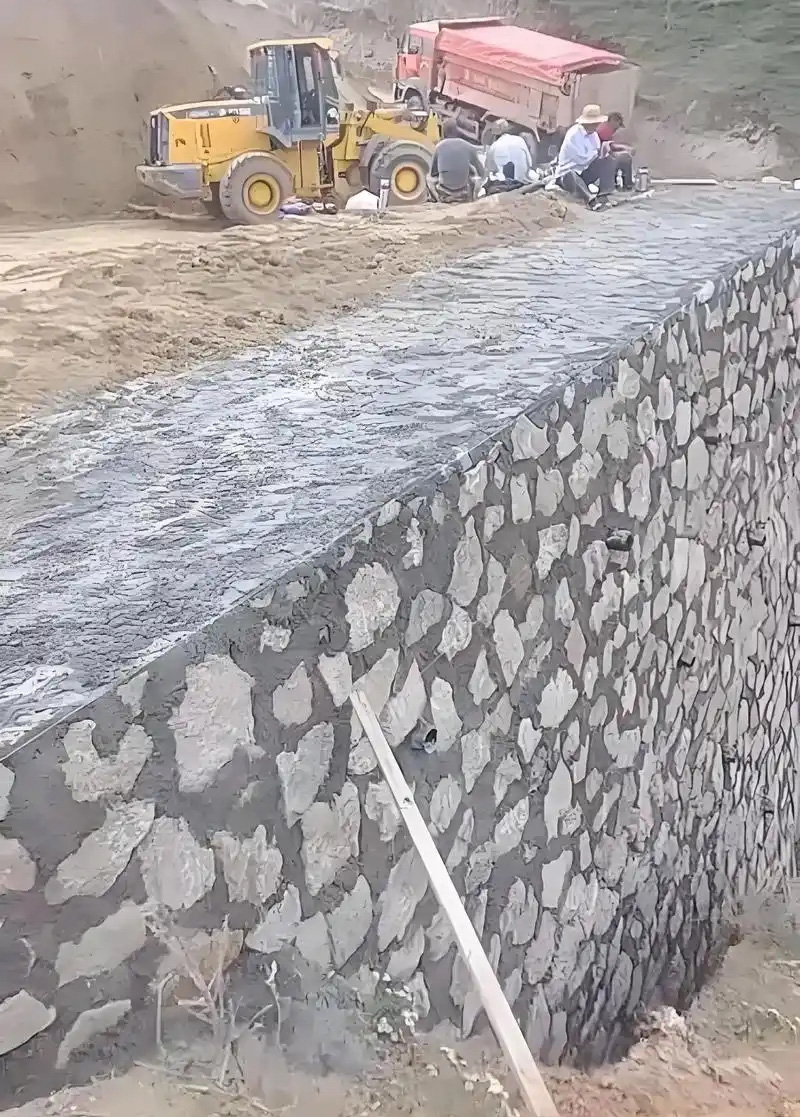 三门峡灵宝边坡加固